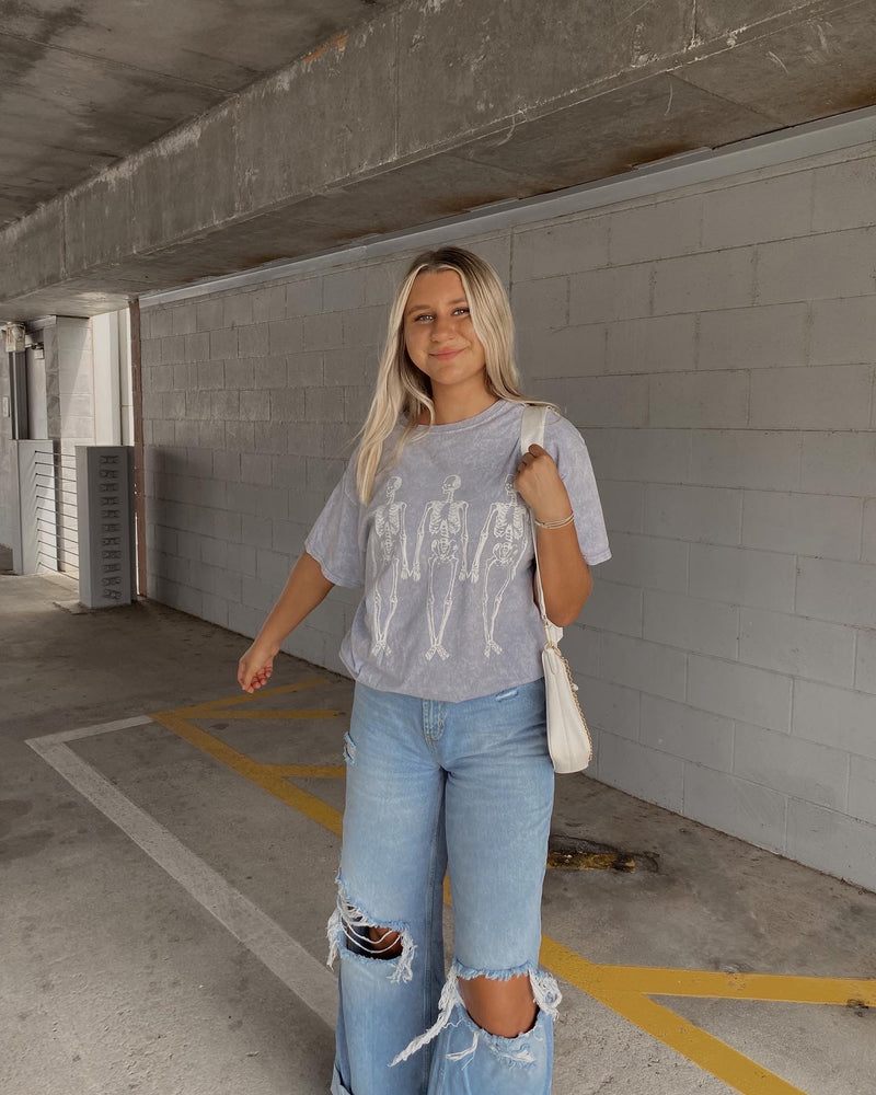 SKELETON SISTER TEE
